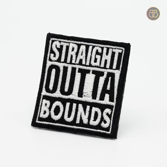 Discgolf patch with the text STRAIGHT OUTTA BOUNDS